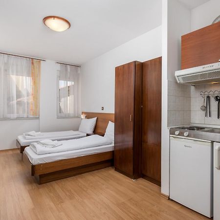 Apartments Liburnija أوباتيا المظهر الخارجي الصورة
