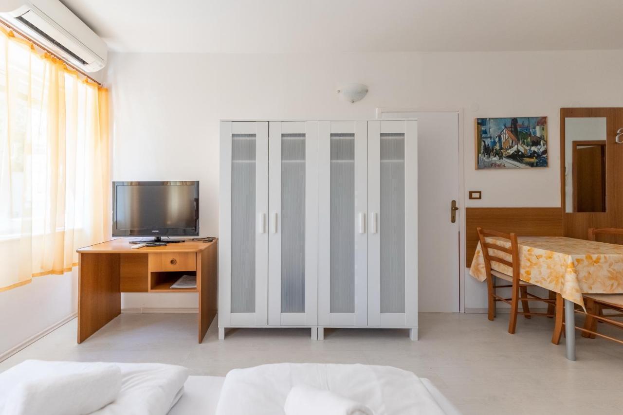 Apartments Liburnija أوباتيا المظهر الخارجي الصورة