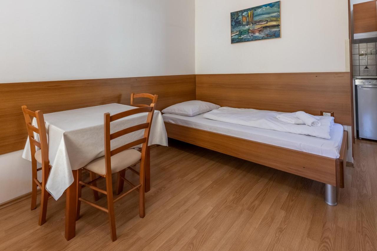 Apartments Liburnija أوباتيا المظهر الخارجي الصورة