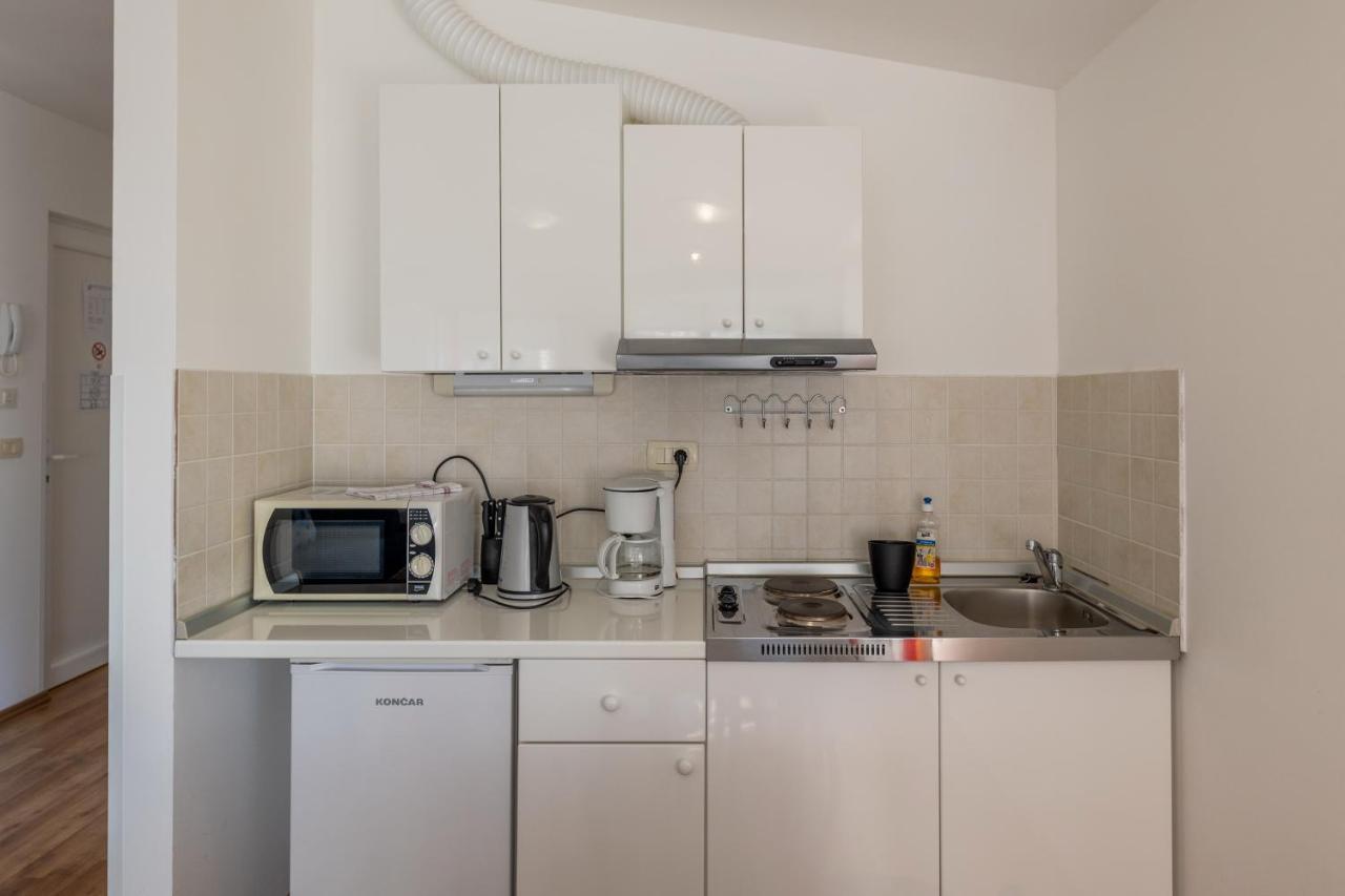 Apartments Liburnija أوباتيا المظهر الخارجي الصورة