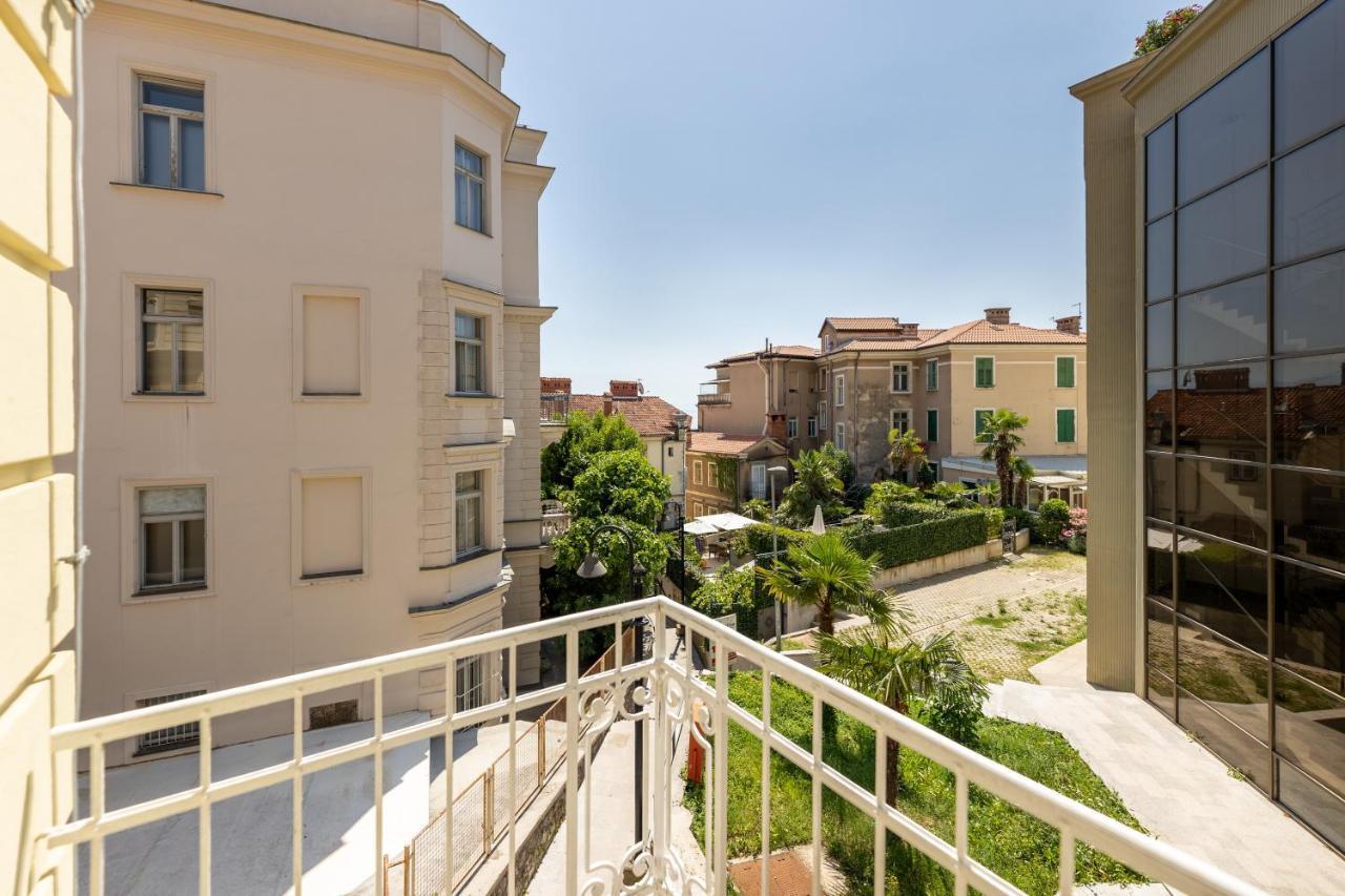 Apartments Liburnija أوباتيا المظهر الخارجي الصورة