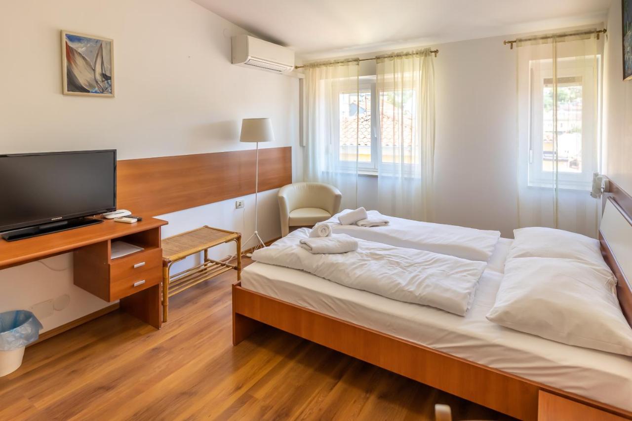 Apartments Liburnija أوباتيا المظهر الخارجي الصورة