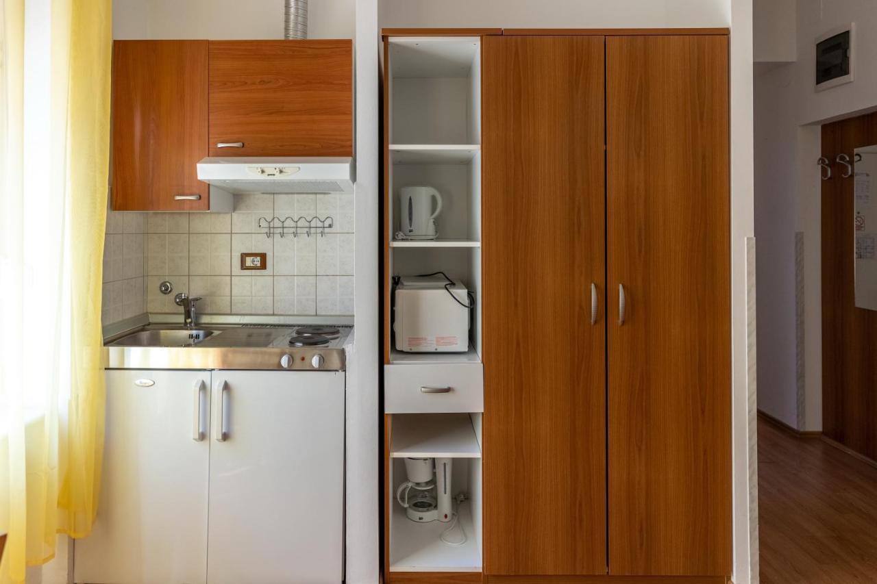 Apartments Liburnija أوباتيا المظهر الخارجي الصورة