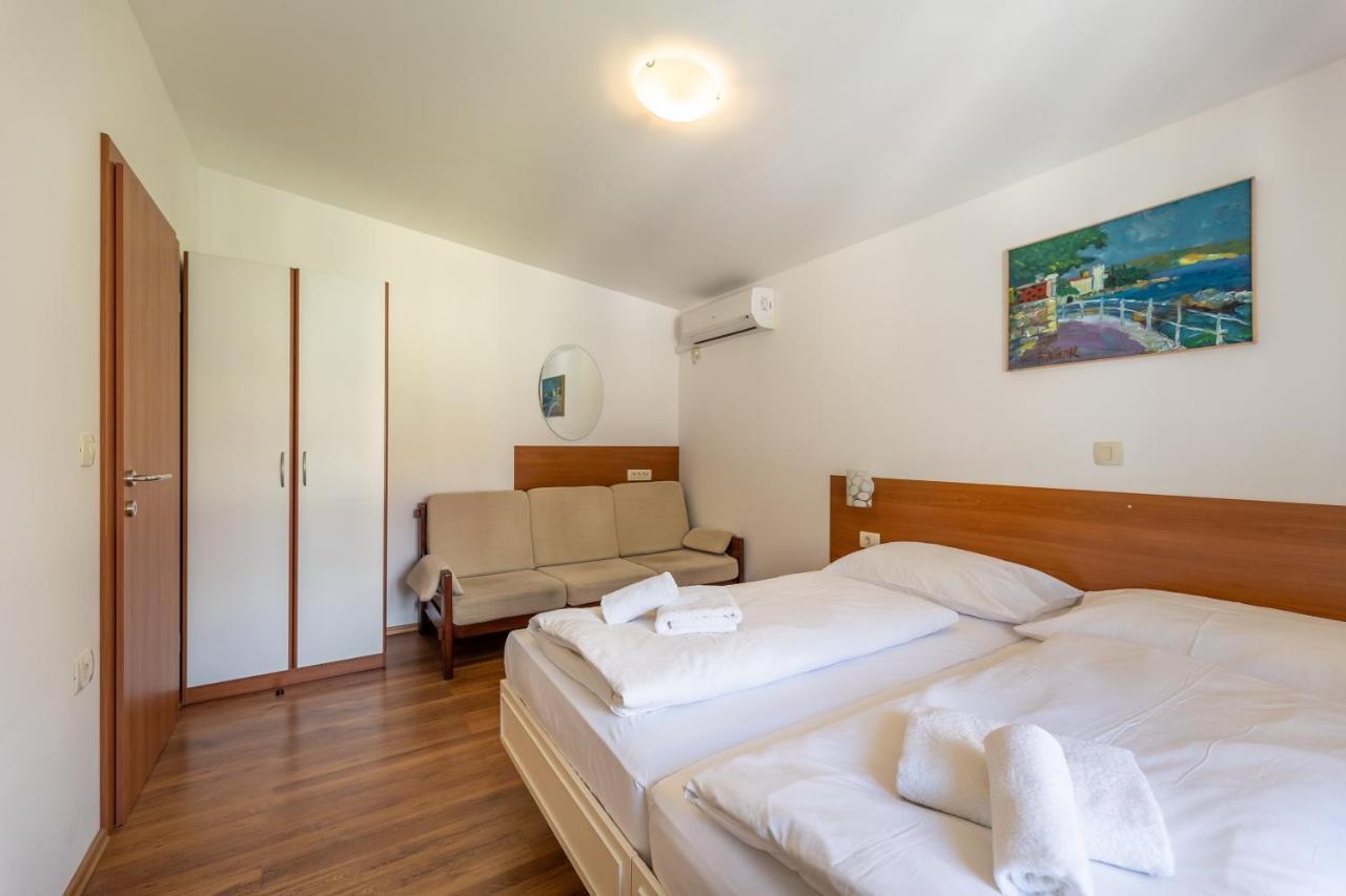 Apartments Liburnija أوباتيا المظهر الخارجي الصورة